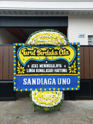 Papan Bunga Duka di Mambioman Bapai